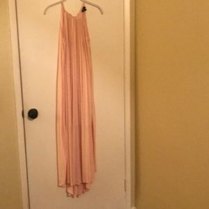 Pleated sleeveless maxi dress